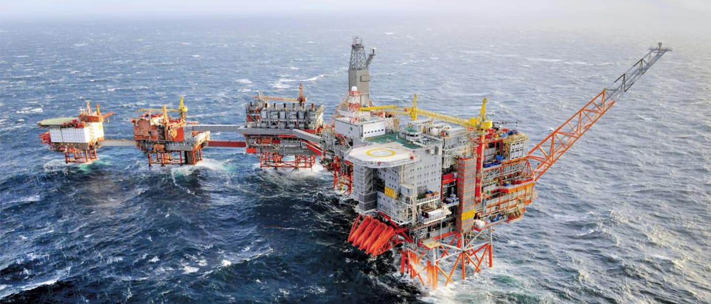 Waterproof sealing of offshore platforms Waterproof sealing of offshore platforms